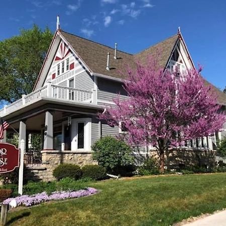 مبيت وإفطار خليج مورو Astor House المظهر الخارجي الصورة
