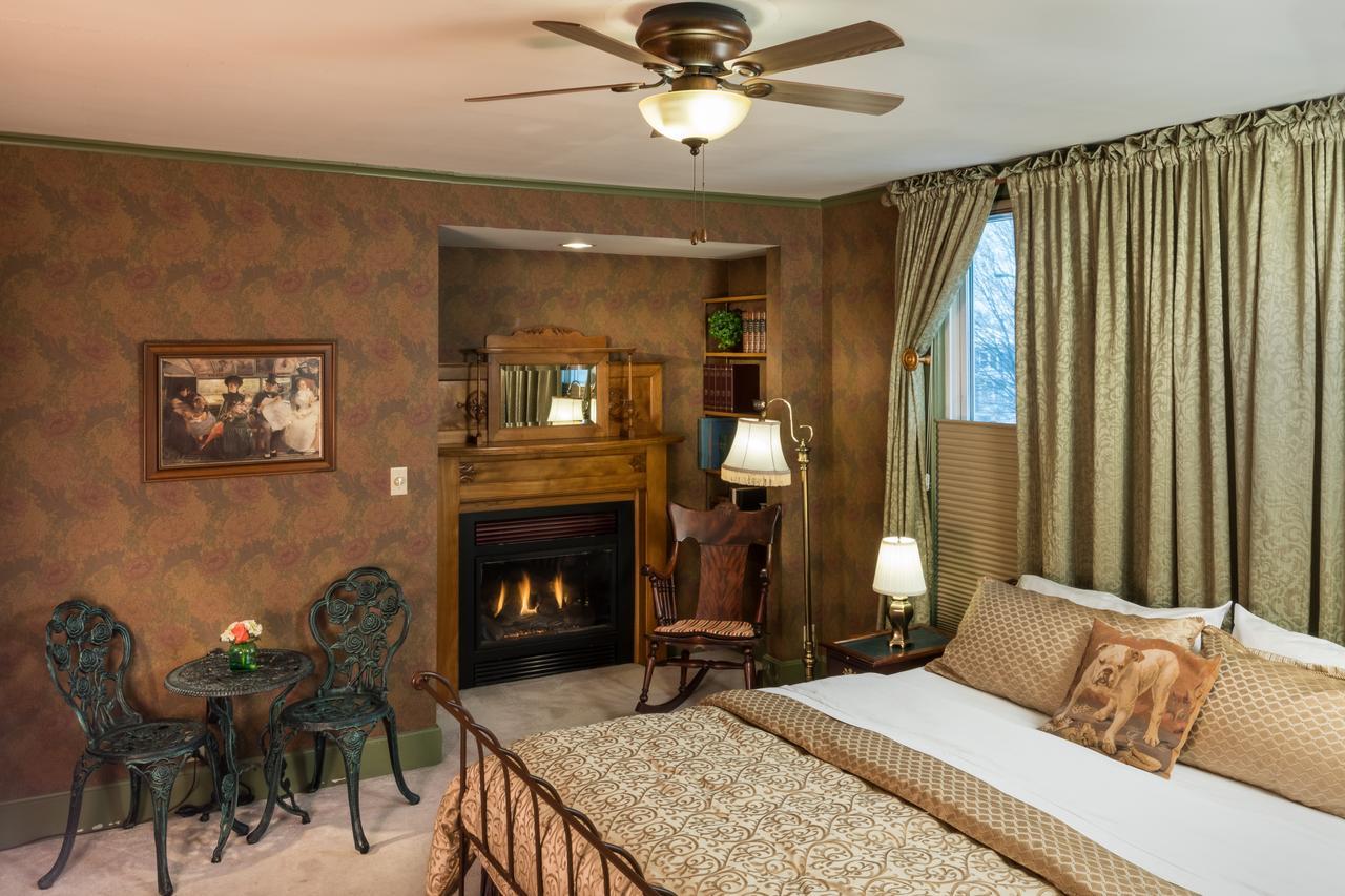 مبيت وإفطار خليج مورو Astor House المظهر الخارجي الصورة